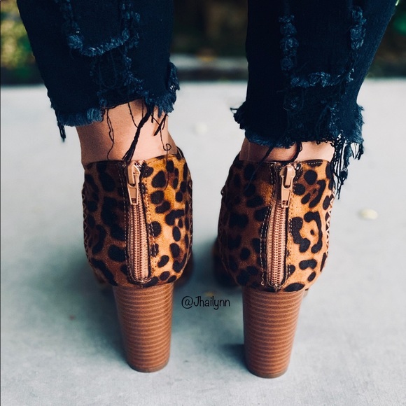 2x HP 💫 Leopard peep toe booties - Picture 9 of 9